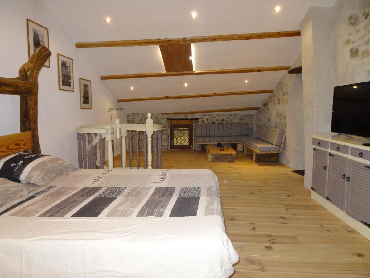 Le Mas Du Galibot Chambre Cambalotte Saint-Florent-sur-Auzonnet Exterior photo